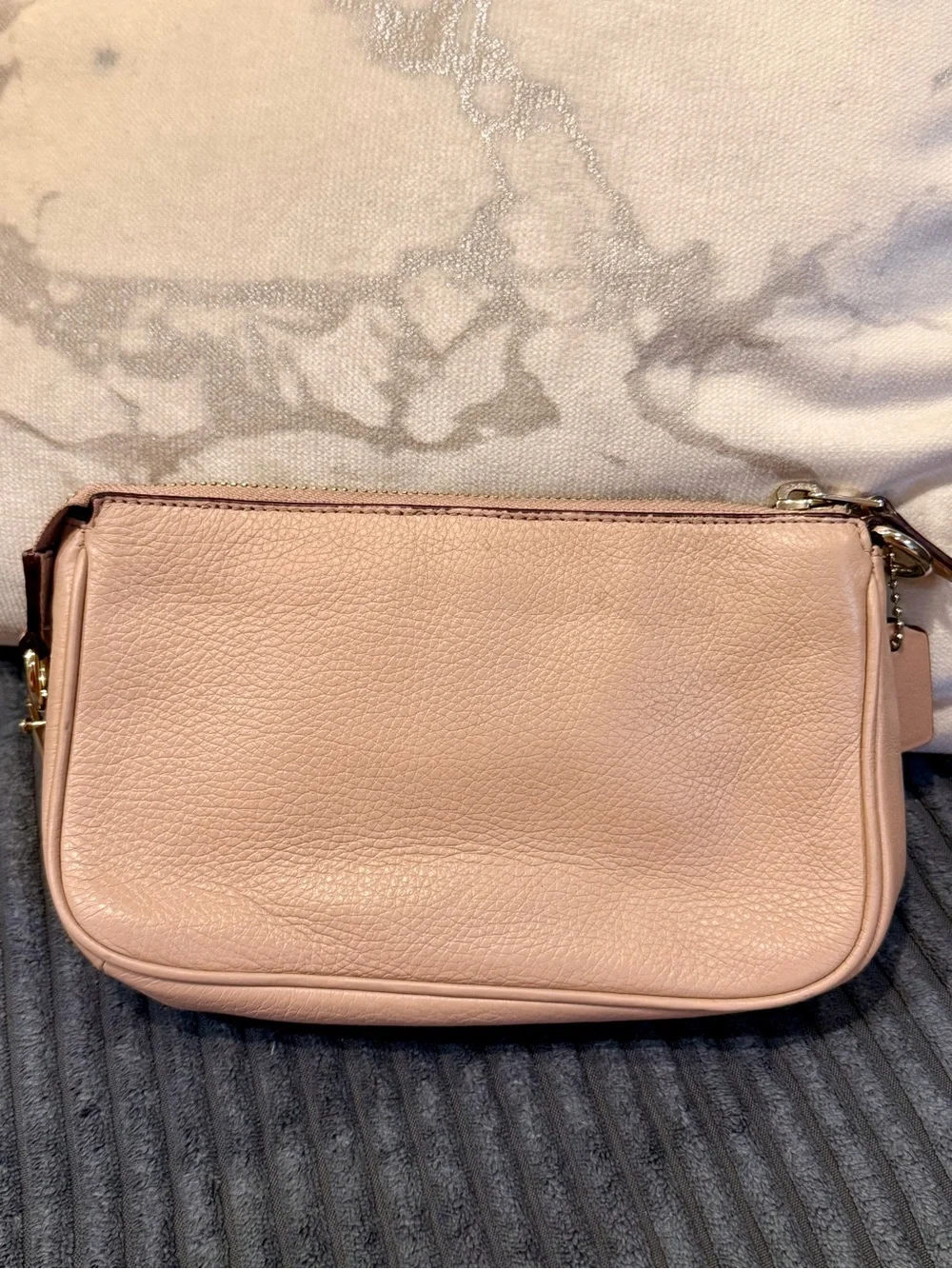 Coach 19 Nolita Pebble Leather Clutch Wristlet Purse